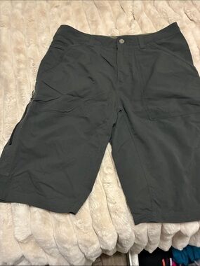 REI Men's Dark Gray Outdoor Cargo Shorts